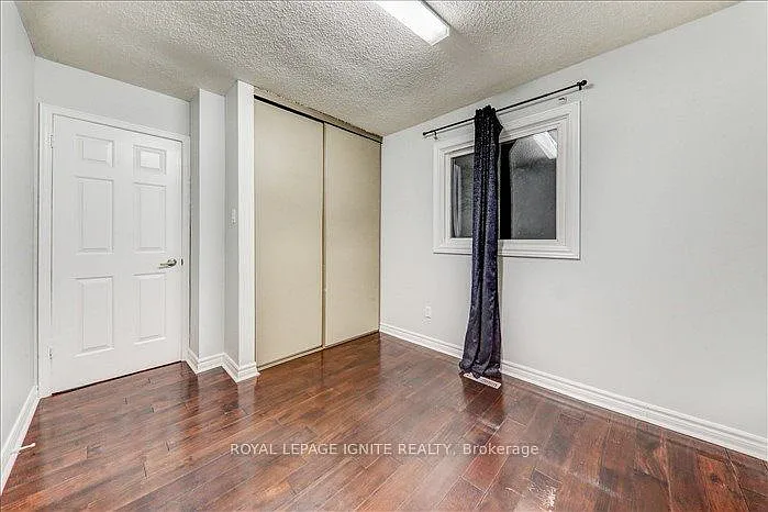 23 Longbow Sq — Photo 18