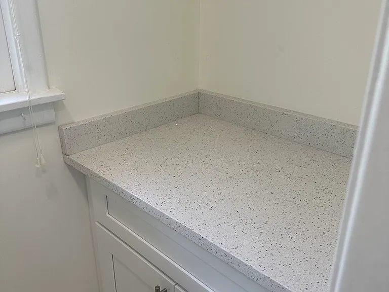 2030 Crestwood Ln — Photo 11