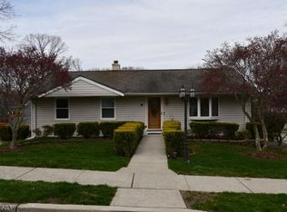 18 Oak Dr, Stanhope, NJ 07874