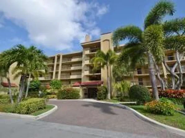 825 Egret Cir APT 404, Delray Beach, FL 33444