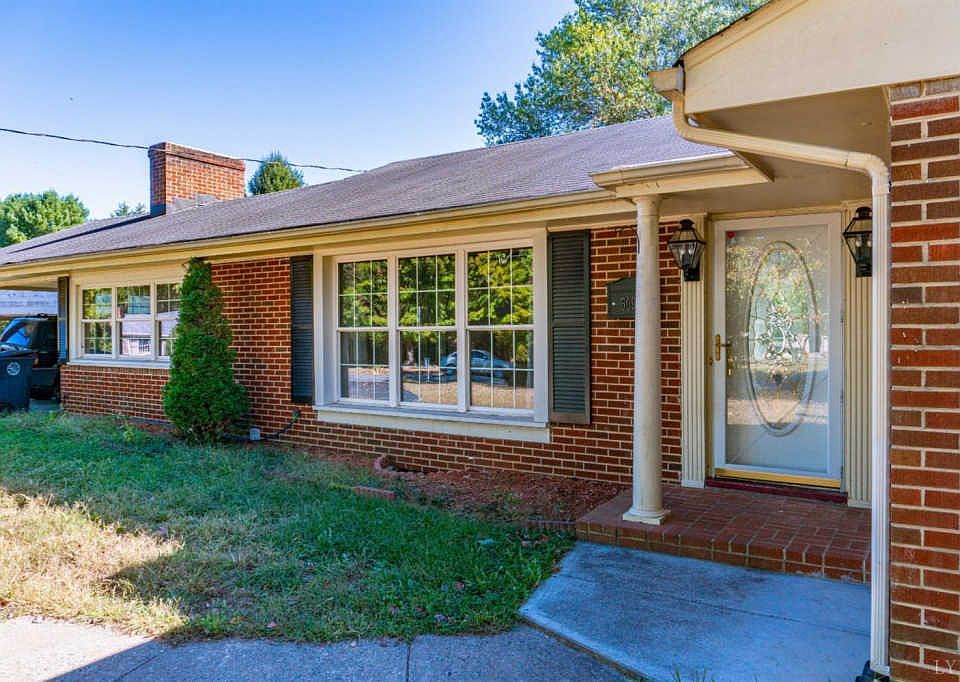 1st image of 509 Hayes Dr