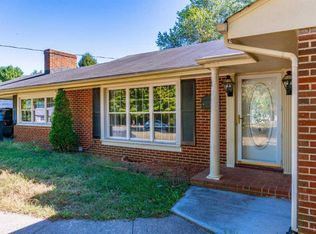 509 Hayes Dr, Lynchburg, VA 24502