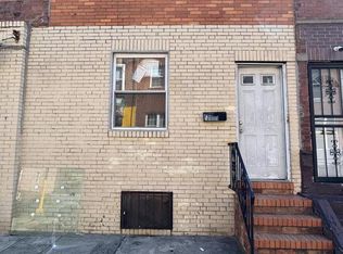 2003 S Beechwood St, Philadelphia, PA 19145