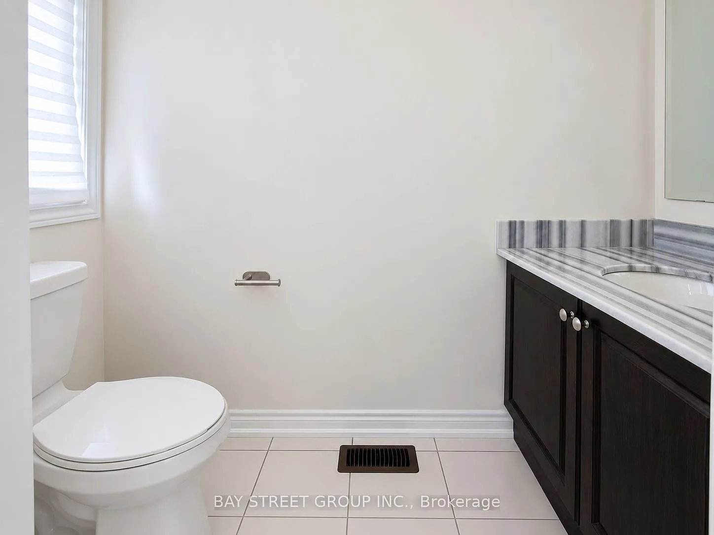 4 bed, $3,800 — Photo 4