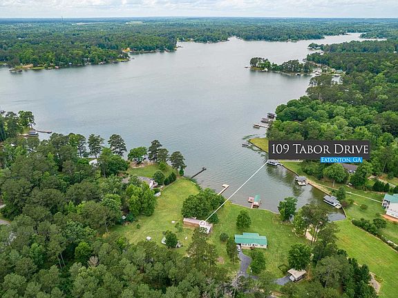 3rd image of 109 Tabor Dr