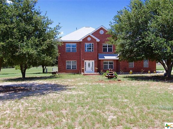 3rd image of 643 Lake Valley Dr