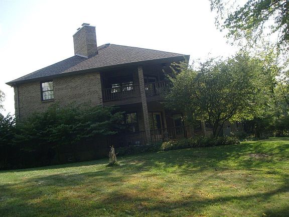 2nd image of 5884 Squirrelsnest Ln