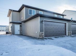 4324 Estate Dr S, Fargo, ND 58104