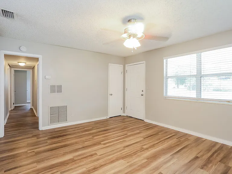 4733 Samba Dr — Photo 12