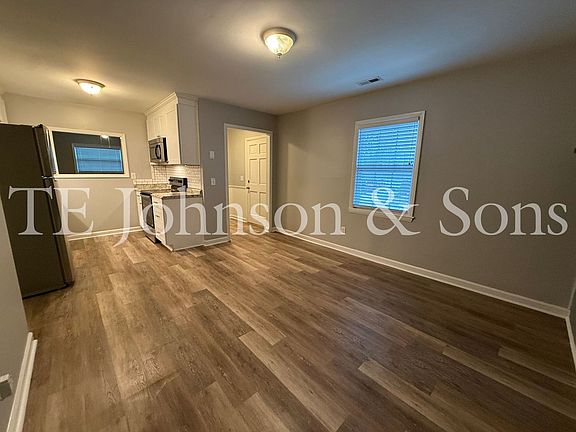 2nd image of 2893 Navajo Ave