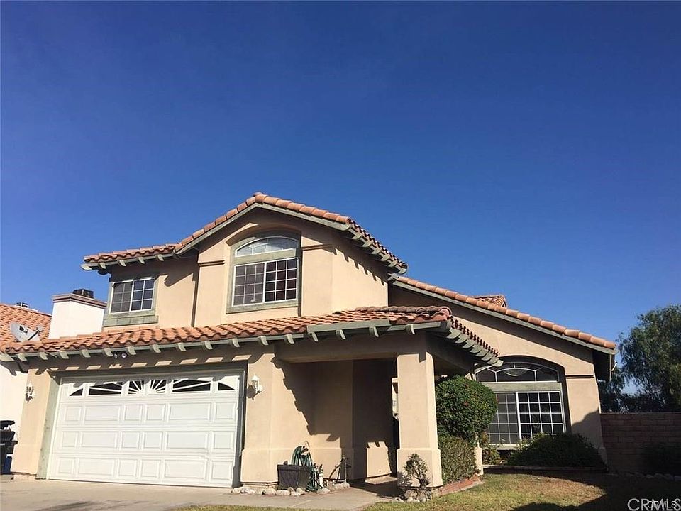 1st image of 747 Lassen Dr