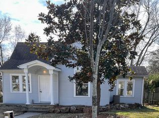 1020 W Locust St, Springfield, MO 65803