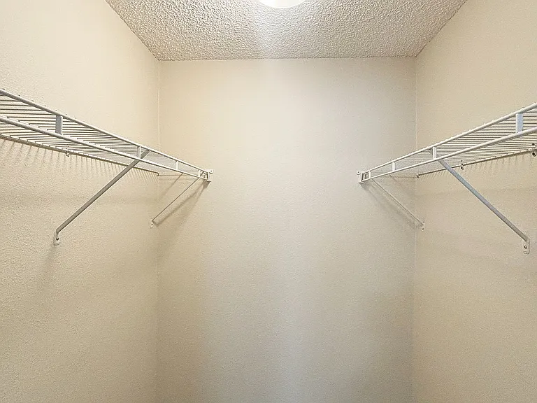 Heritage - Master Closet