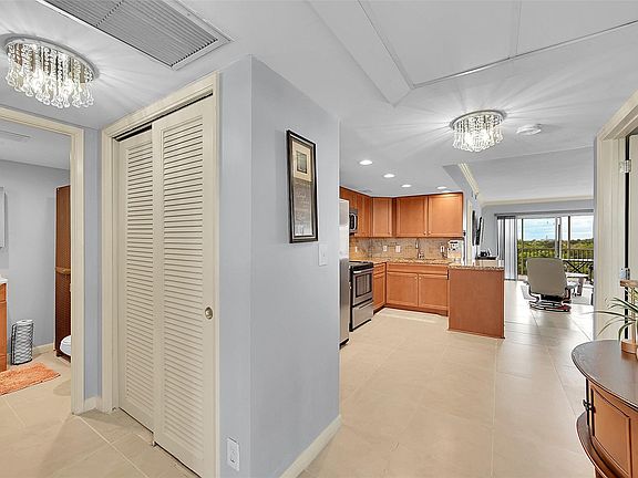 5th image of 3100 N Palm Aire Drive #606
