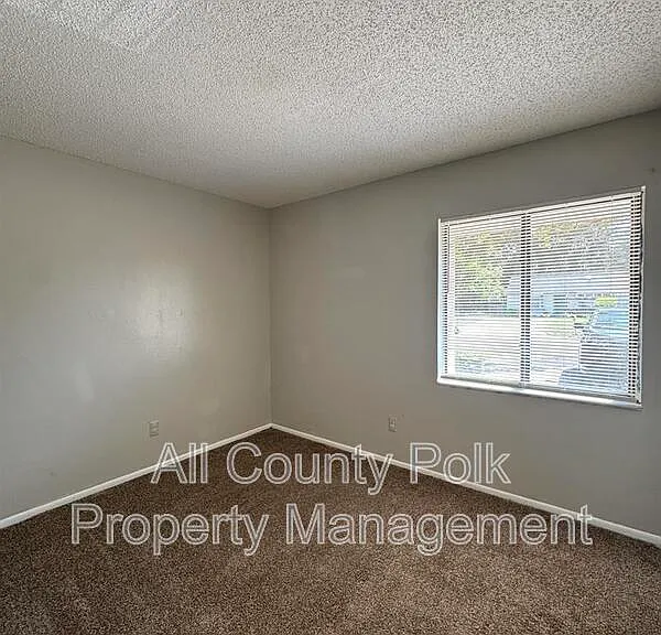 9919 Burl Way — Photo 6