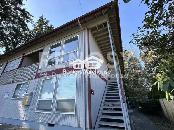 3628 S Alaska St APT 3, Tacoma, WA 98418