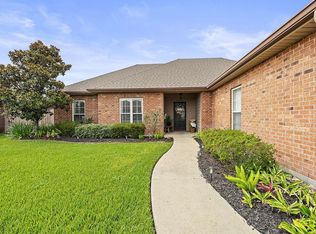 1220 Adam Ln, Sulphur, LA 70663