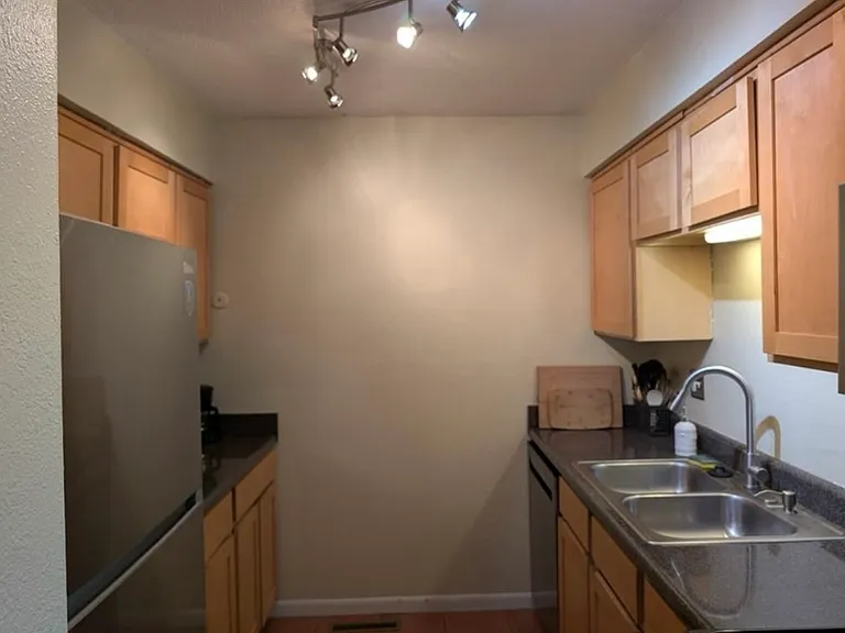 1702 E 97th St #1702 — Photo 7