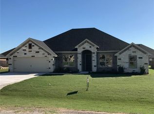 3107 Arrow Creek Dr, Granbury, TX 76049