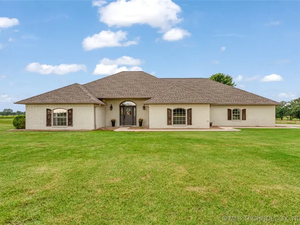 2604 W Cedar Ridge Rd, Tishomingo, OK 73460