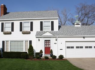 1118 Whittlesay Ln, Rocky River, OH 44116