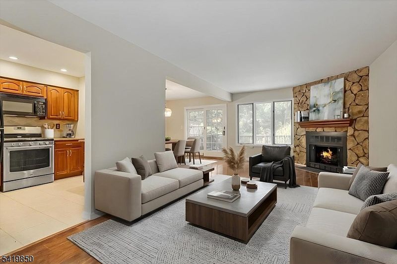 1st image of 83 Patriots Rd