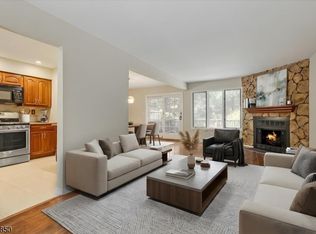 83 Patriots Rd, Morris Plains, NJ 07950