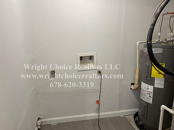 5th image of 2661 Evans Mill Dr #1