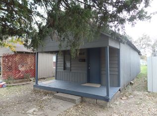 608 W 4th St, Ada, OK 74820