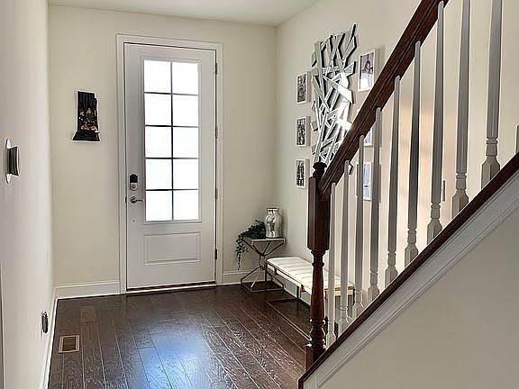 Front Entrance / Foyer