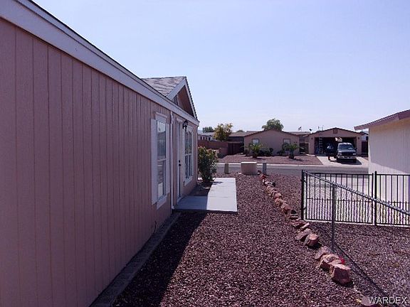 3rd image of 4309 S Amanda Ave