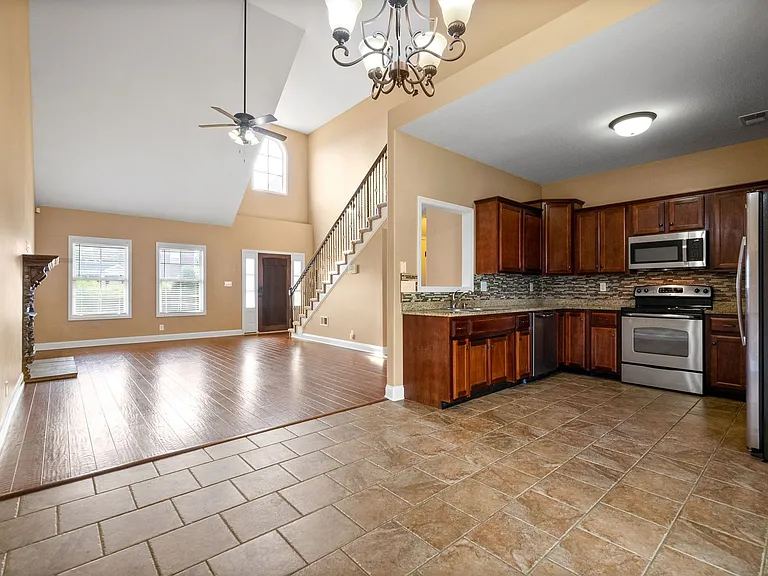 3706 Tradewinds Ter — Photo 11