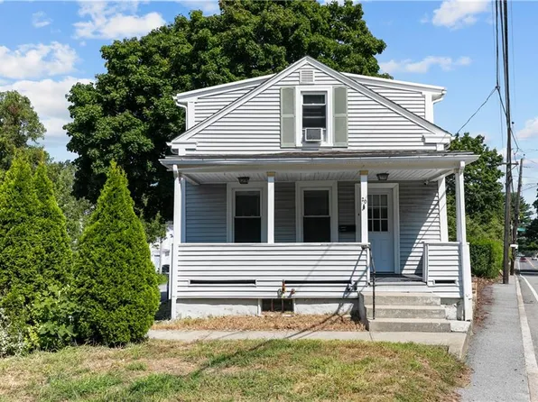 20 New London Ave, West Warwick, RI 02893