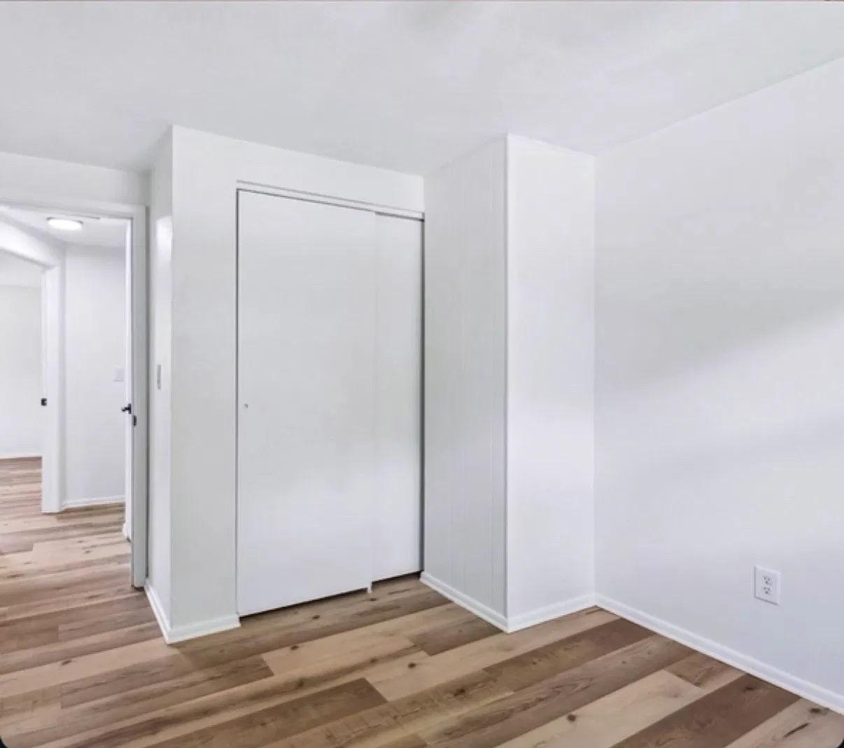 3 bed, 1460 sqft, $2,100 — Photo 4