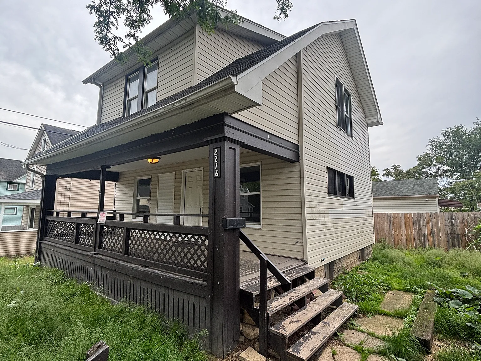 4 bed, 1.5 bath, 1148 sqft, $1,225 — Photo 2