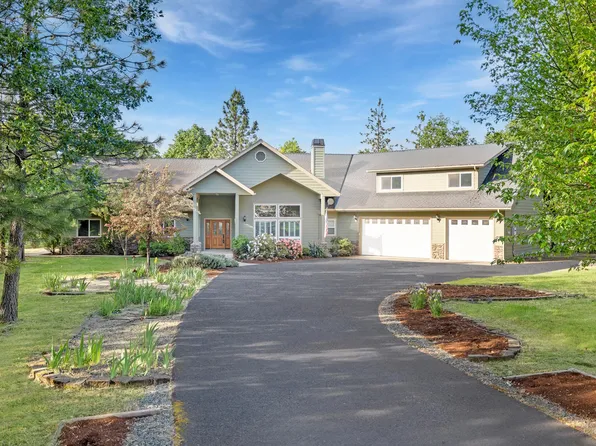 419 Kaneeta Ln, Grants Pass, OR 97526