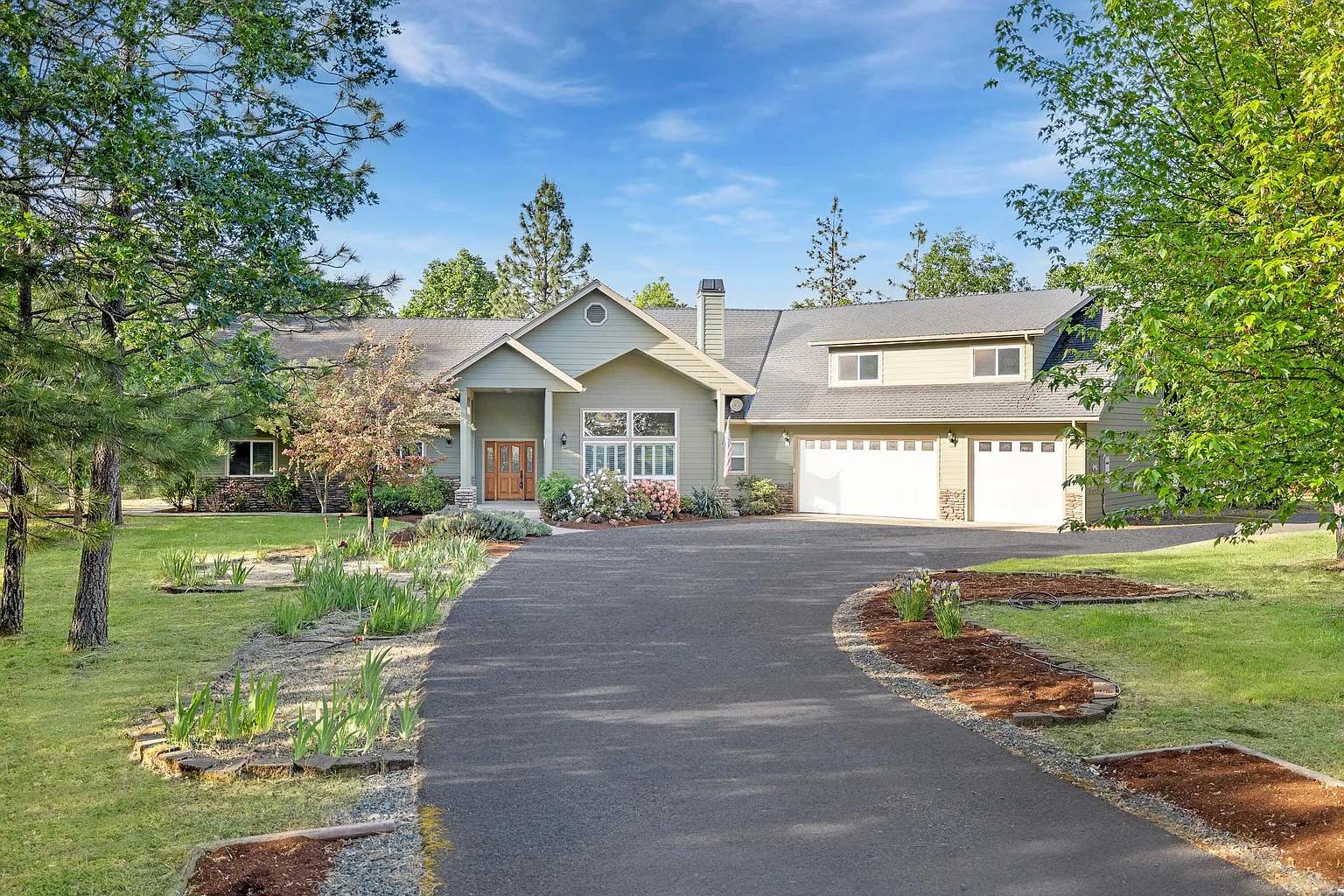 419 Kaneeta Ln photo 1