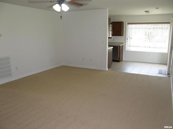 4th image of 1401 Montebello Dr