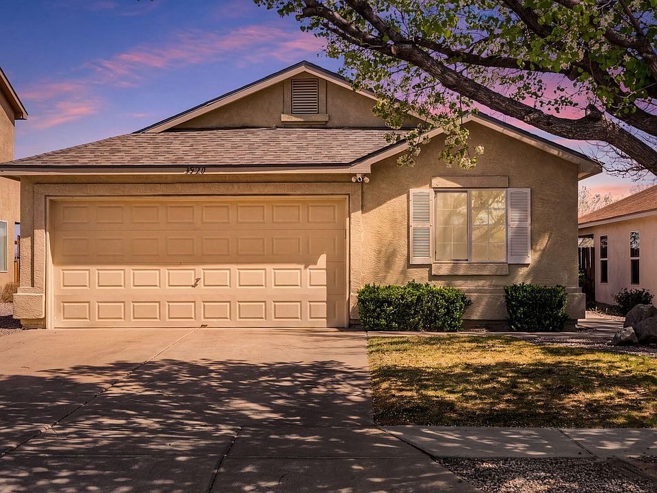 1st image of 3520 Morgan Meadows Dr NE