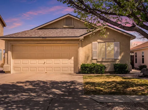 3520 Morgan Meadows Dr NE, Rio Rancho, NM 87144