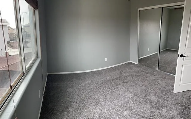 5 bed, 3.5 bath, 3176 sqft, $2,900 — Photo 4
