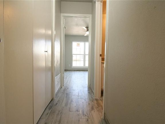 5th image of 416 Menlo Park Dr