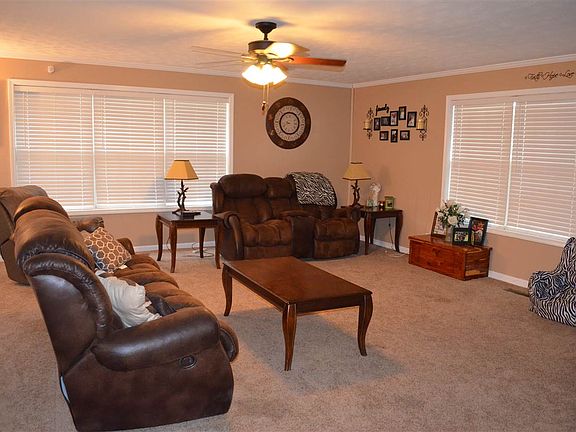 2nd image of 141 Country Ln