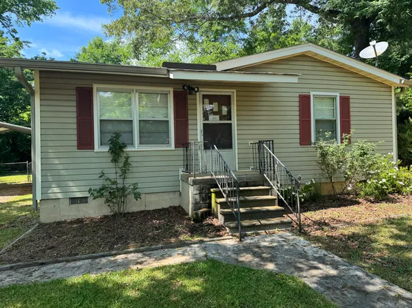 103 Furman Ave, Greenwood, SC 29649