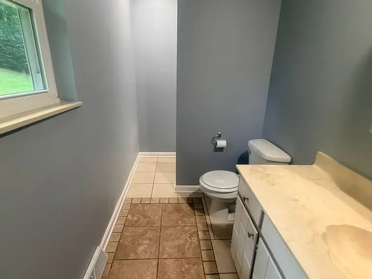 921 Brown School Rd — Photo 26