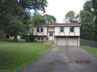 3049 Grill Rd, Clinton, OH 44216