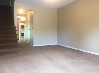 1616 Spring Valley Dr APT 26, Huntington, WV 25704