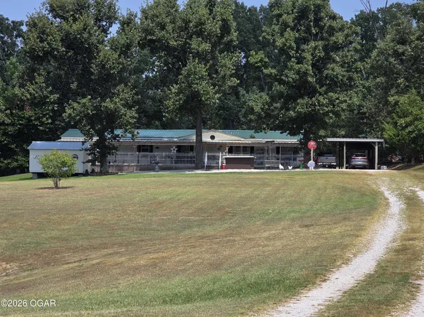 17664 Locust Rd, Neosho, MO 64850