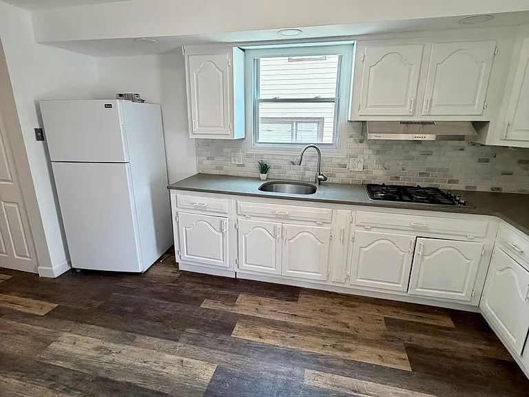 298 Outwater Ln #1 — Photo 7