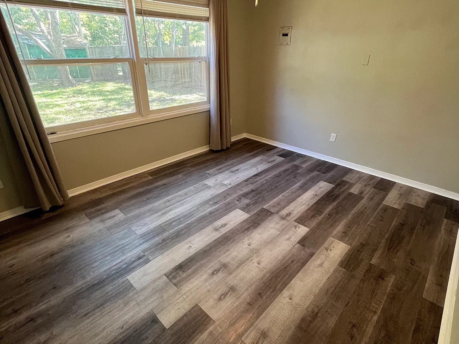 2 bed, 1020 sqft, $1,300 — Photo 3